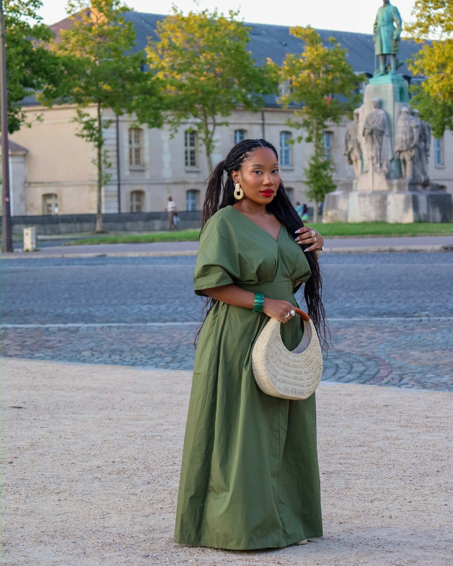 Robe kaki à nouer à la taille